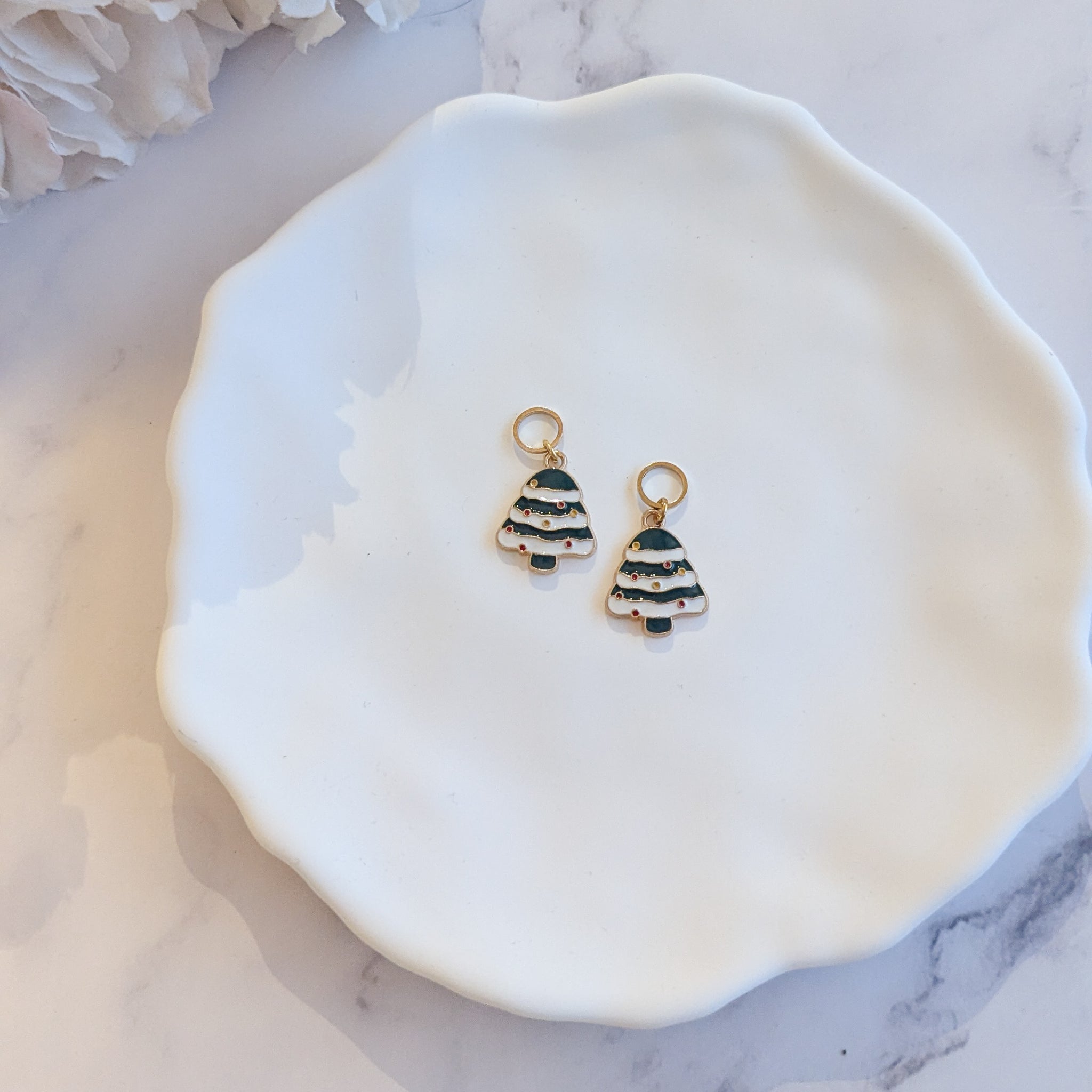 Prjónamerki - Jólatré með snjó